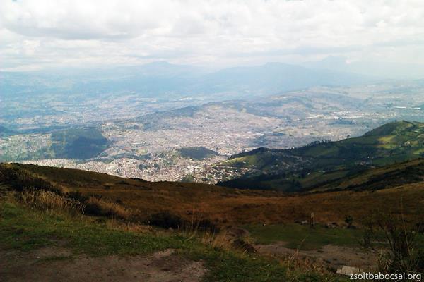 view over Quito from the  end of the Teleferico